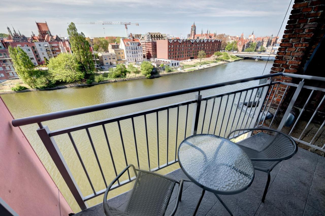 Live & Travel Apartments - Waterlane Island Гданськ Екстер'єр фото
