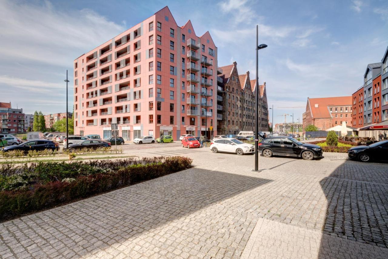 Live & Travel Apartments - Waterlane Island Гданськ Екстер'єр фото